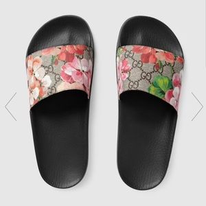 Gucci GG Blooms Supreme floral slide sandal